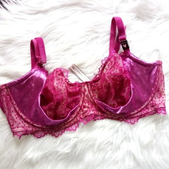 Victoria's Secret Other - Victoria's Secret Crushed Velvet Push Up